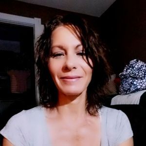 Meet your Posher, Dee